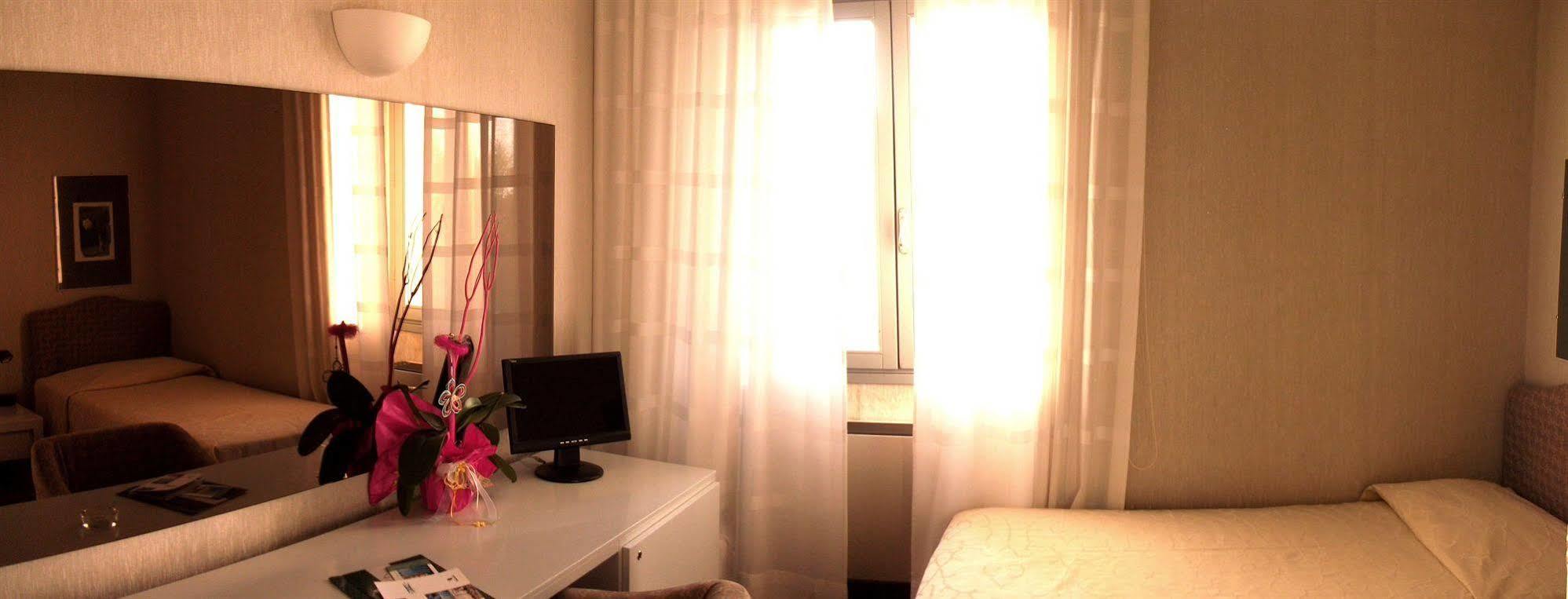 Palazzo Loup Hotel Loiano 外观 照片
